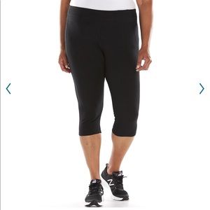 Tek Gear Capri Yoga Pants